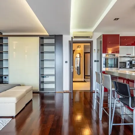 Awesome In With Wifi Lägenhet