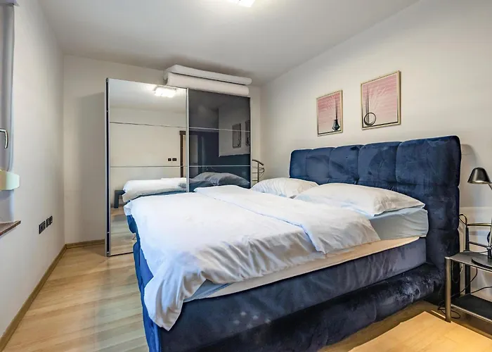 Apartamento Awesome In With Wifi