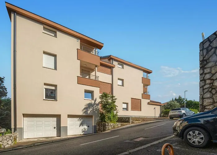 Awesome In With Wifi Apartamento Opatija