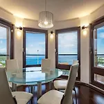 Apartment Awesome In With House Sea View *