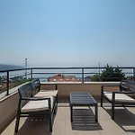 Apartment Awesome In With House Sea View Opatija