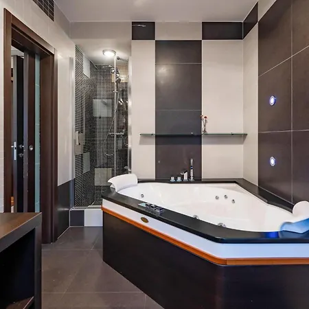 Awesome In With Wifi Apartment *