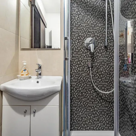 Awesome In With House Sea View Апартаменти *